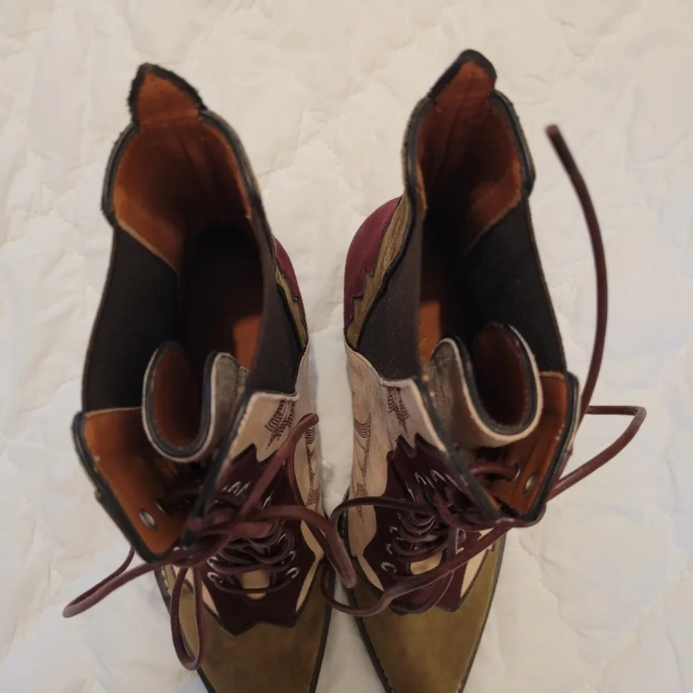 Deadstock Coach lace up bootie - Picture 13 of 16